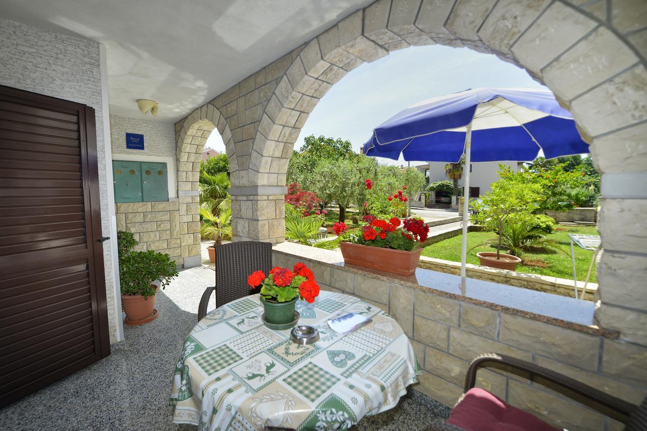 Apartment Mip Пореч Экстерьер фото
